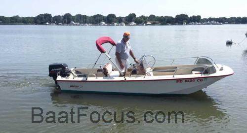 Boston Whaler Newport Spesifikasjoner og anmeldelser